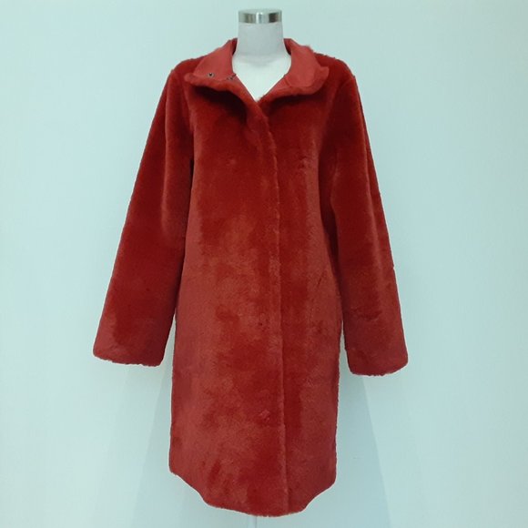 NWT VELVET BY GRAHAM & SPENCER MINA LUX FAUX FUR REVERSIBLE RED JACKET SIZE M - Picture 6 of 10